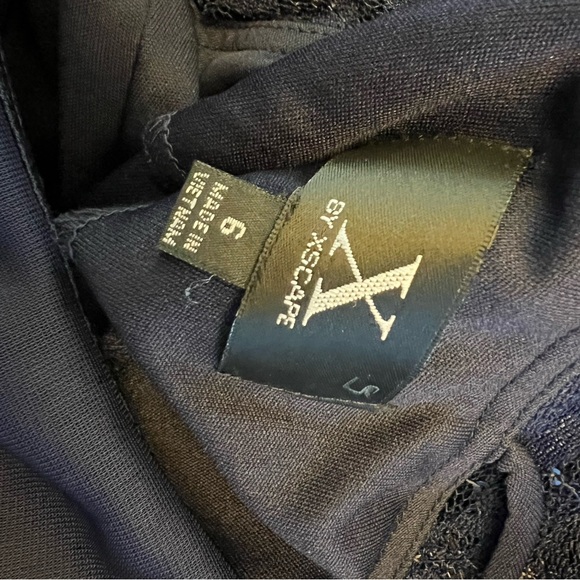 X by Xcape Lace Sleeve Side Ruching Gown Dress Size 6 - Picture 5 of 9